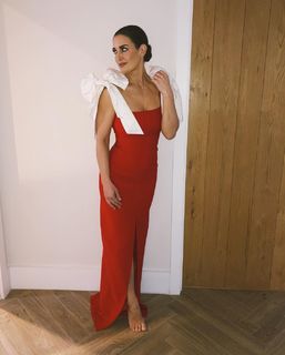 Kirsty Gallacher feet photo thumbnail