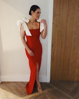 Kirsty Gallacher feet photo thumbnail