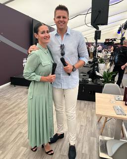 Kirsty Gallacher feet photo thumbnail