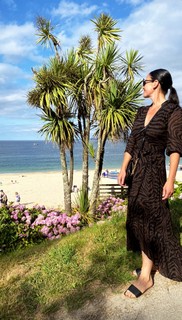 Kirsty Gallacher feet photo thumbnail