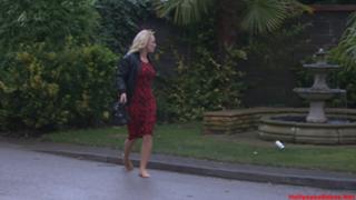 Kirsty Leigh Porter feet photo 7