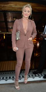 Kirsty Leigh Porter feet photo 16