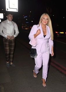 Kirsty Leigh Porter feet photo 14