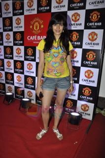 Kirti Kulhari feet photo 1