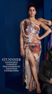 Kirti Kulhari feet photo 2