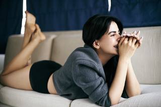 Kirti Kulhari feet photo 11