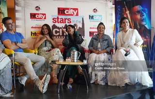 Kirti Kulhari feet photo 11