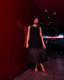 Kirti Kulhari feet photo 3