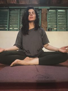 Kirti Kulhari feet photo 1