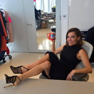 Kit Hoover feet photo thumbnail