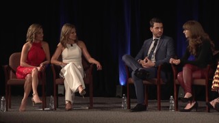 Kit Hoover feet photo thumbnail