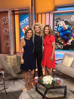 Kit Hoover feet photo thumbnail