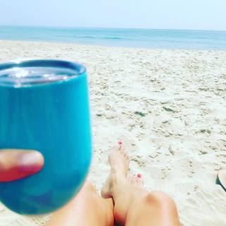 Kit Hoover feet photo thumbnail