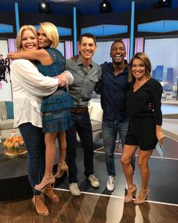 Kit Hoover feet photo thumbnail