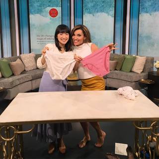 Kit Hoover feet photo thumbnail