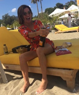 Kit Hoover feet photo thumbnail