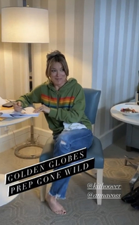 Kit Hoover feet photo thumbnail