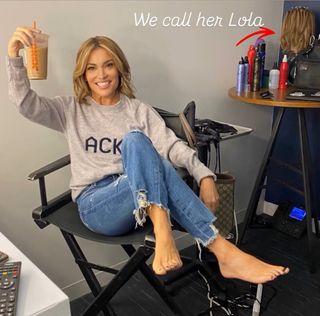 Kit Hoover feet photo thumbnail