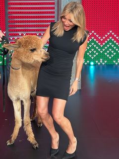 Kit Hoover feet photo thumbnail