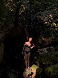 Klara Castanho feet photo 19