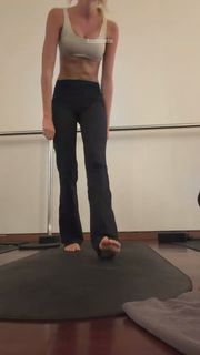 Klara Hellqvist feet photo 19