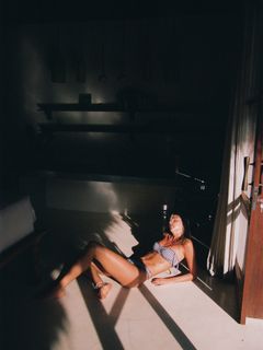 Klara Hellqvist feet photo 13