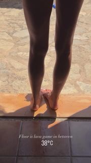 Klara Hellqvist feet photo 20