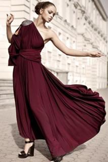 Klaudia El Dursi feet photo 3