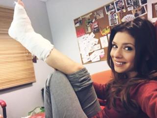 Klaudia Halejcio feet photo thumbnail