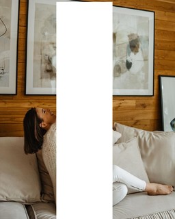 Klaudia Halejcio feet photo thumbnail