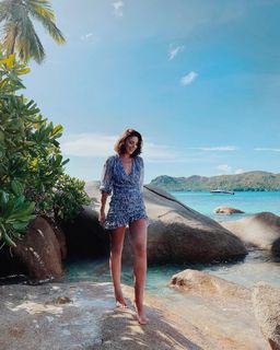 Klaudia Halejcio feet photo thumbnail