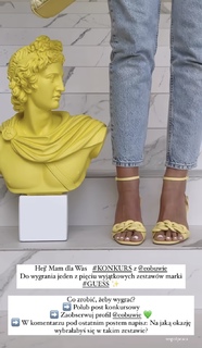 Klaudia Halejcio feet photo thumbnail