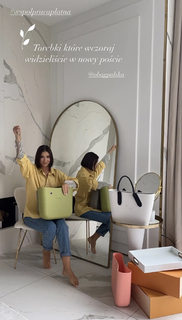 Klaudia Halejcio feet photo thumbnail