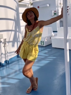 Klaudia Halejcio feet photo thumbnail