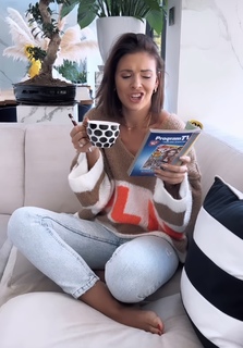 Klaudia Halejcio feet photo thumbnail