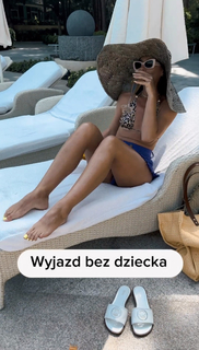 Klaudia Halejcio feet photo thumbnail