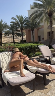 Klaudia Halejcio feet photo thumbnail