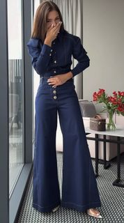 Klaudia Halejcio feet photo thumbnail