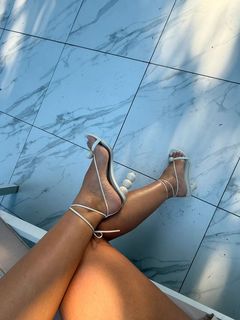 Klaudia Halejcio feet photo thumbnail