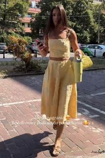 Klaudia Halejcio feet photo thumbnail