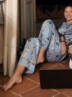 Klaudia Halejcio feet photo thumbnail