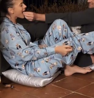 Klaudia Halejcio feet photo thumbnail