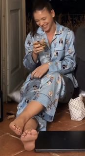 Klaudia Halejcio feet photo thumbnail