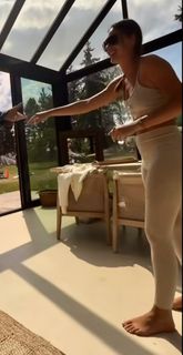 Klaudia Halejcio feet photo 11
