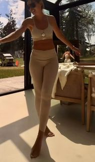 Klaudia Halejcio feet photo 19