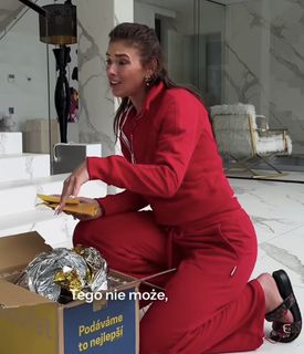 Klaudia Halejcio feet photo 16