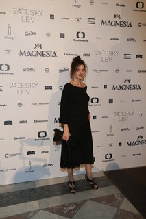 Klára Issová feet photo 13