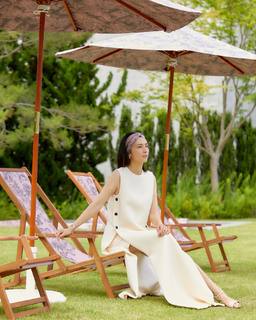 Ko Shibasaki feet photo 7