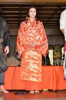 Ko Shibasaki feet photo 2
