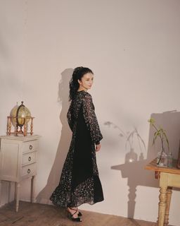 Ko Shibasaki feet photo 5
